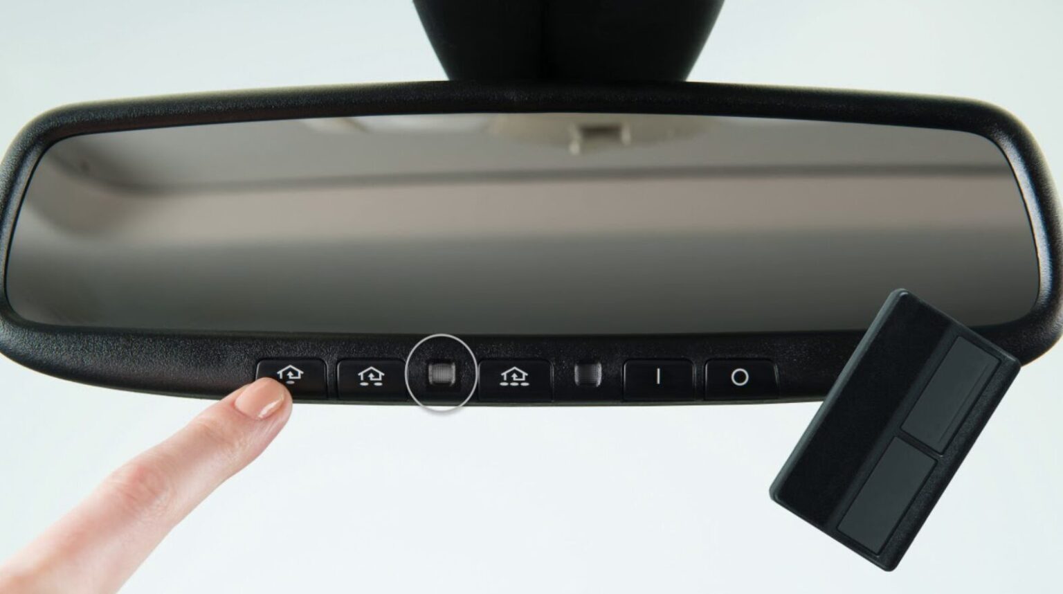 2018 pathfinder program garage door opener