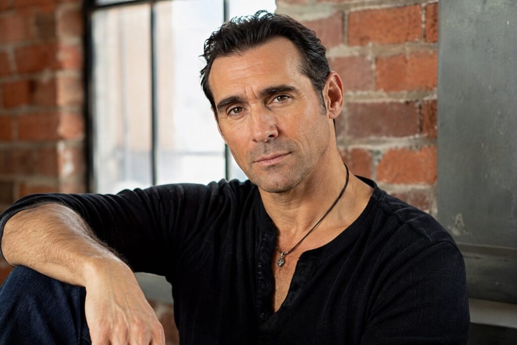 adrian paul